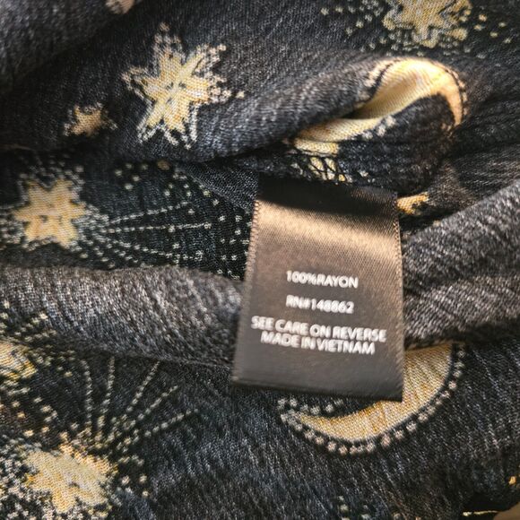 Torrid Blouse Women's 1X Black Gold Moon Print Long Sleeve Tie Mock Neck NWT - Picture 7 of 16